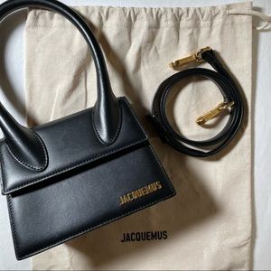 Jacquemus Le Chiquito Moyen in Black